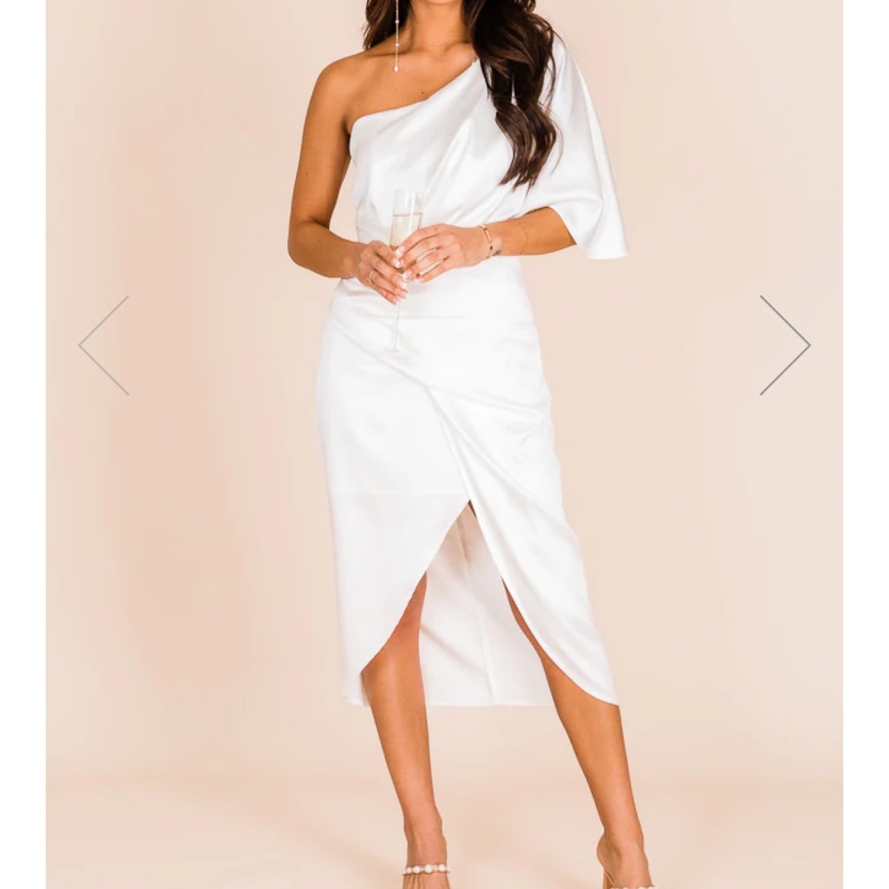 NWOT Pink Lily DARLING MUSE IVORY SATIN ONE SHOULDER MIDI DRESS